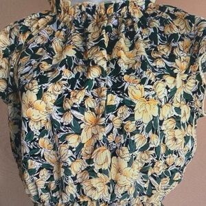 SHEIN Yellow Floral Smocked Blouse on Dark Green